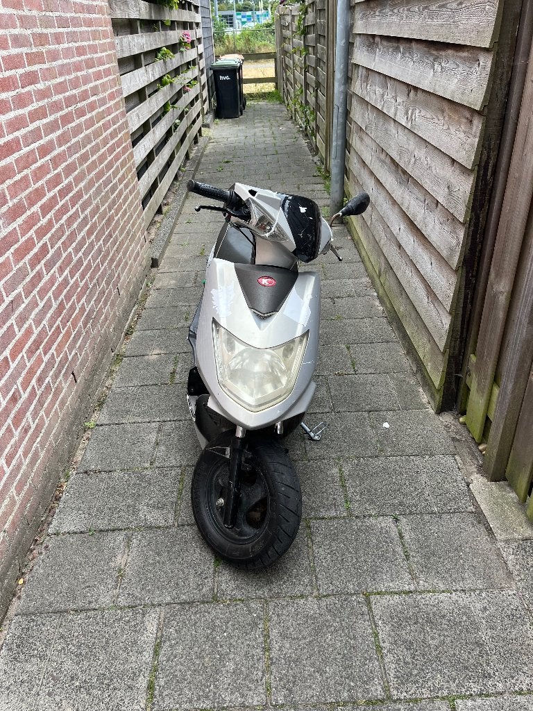 kymco vp 50, Fietsen en Brommers, Scooters | Kymco, Gebruikt, Overige modellen, Maximaal 45 km/u, Benzine, Ophalen