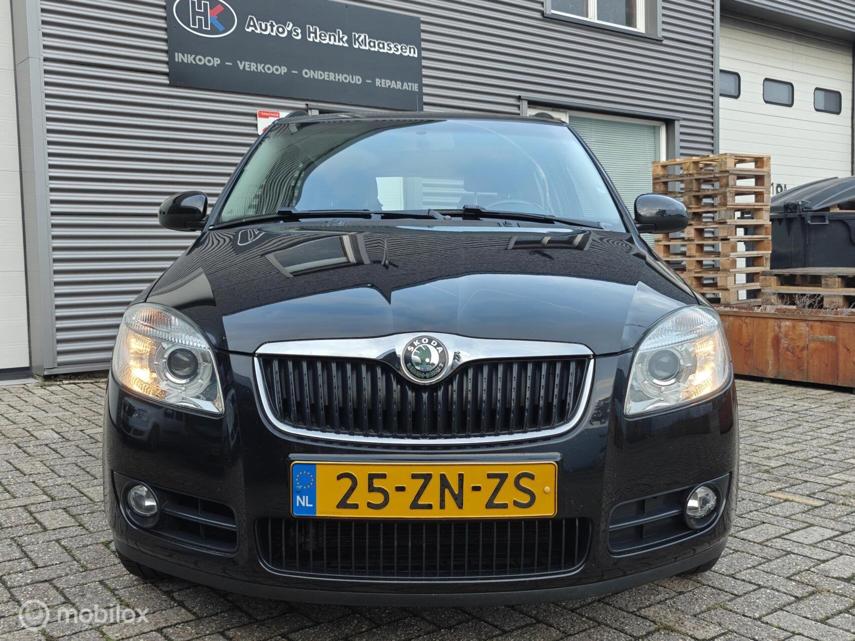 Skoda Fabia Combi 1.6-16v Elegance Clima CruiseCont Trekhaak, Auto's, Dealer onderhouden, 450 kg, 4 cilinders, 1000 kg