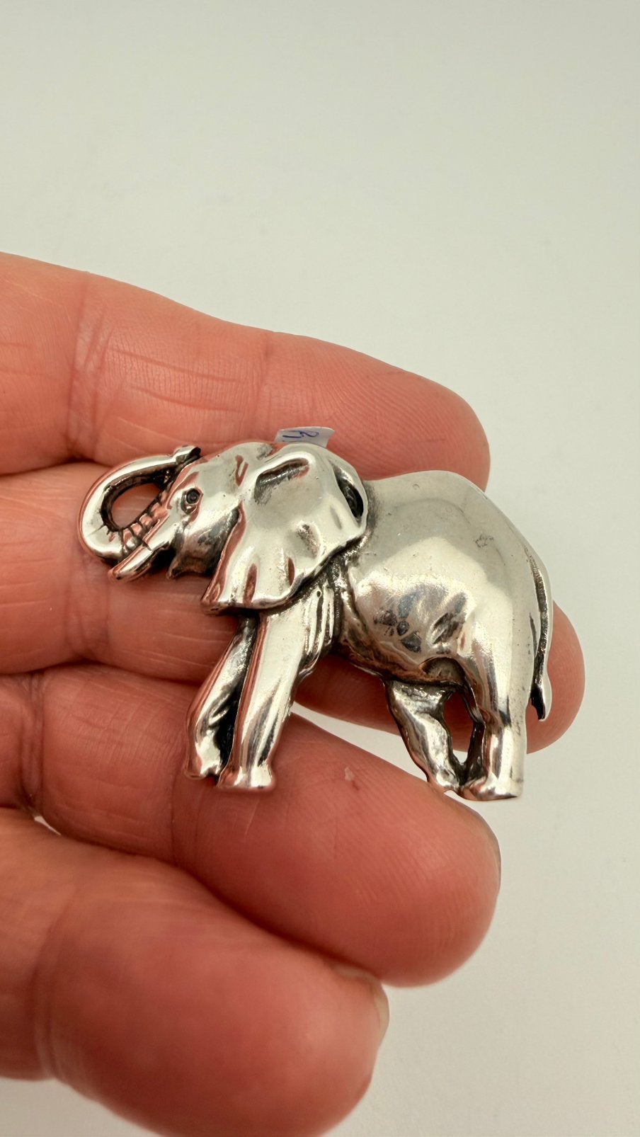 Massief zilceren broche van een olifant. Breed: 4,5 cm, Verzenden, Nieuw, 4 tot 7 cm, Zilver