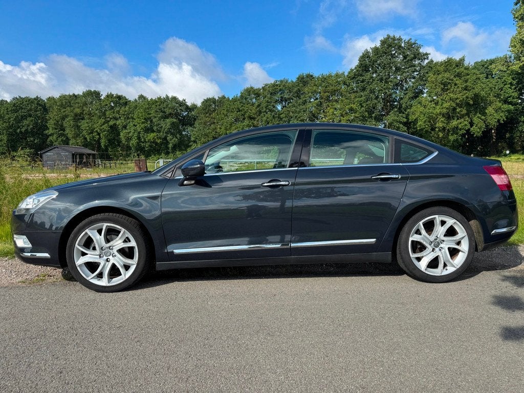 Citroen C5 2.0 16V Exclusive 1ste eigenaar, Auto's, Citroën, Gebruikt, Zwart, 4 cilinders, Bedrijf