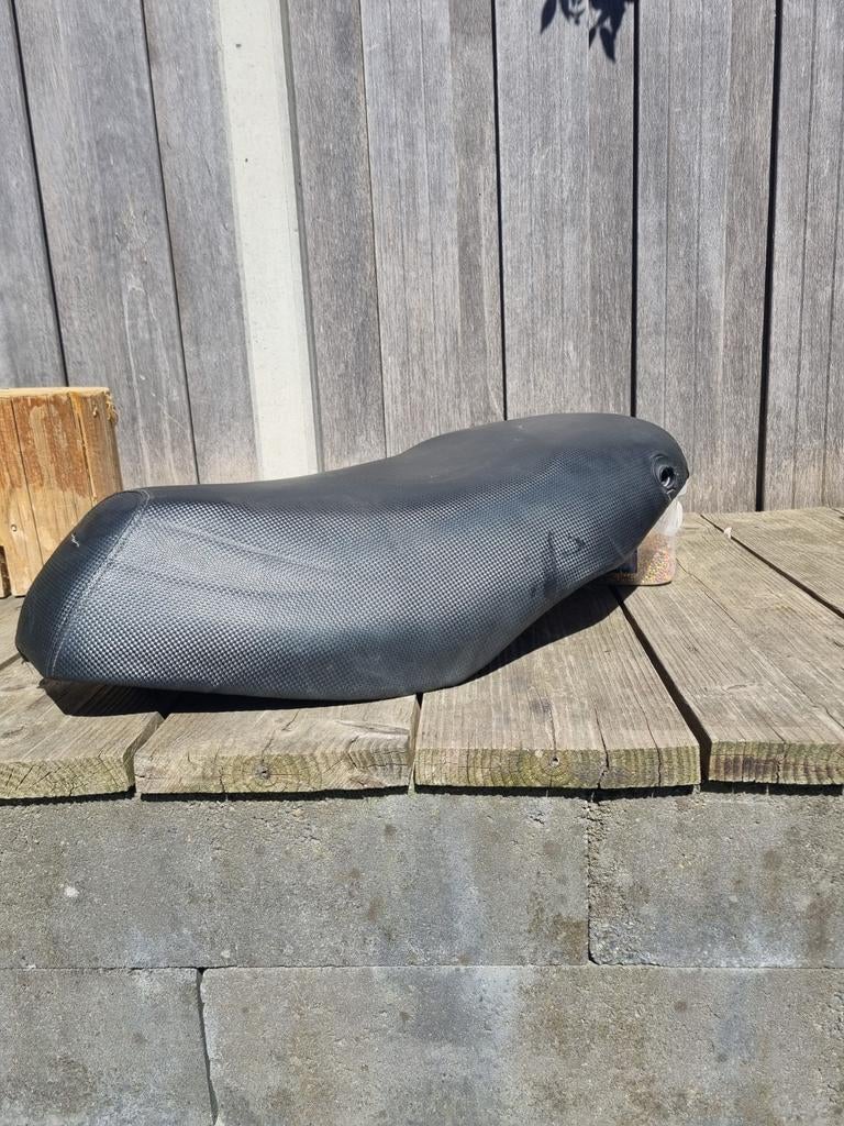 Piaggio Zip Zadel, Ophalen of Verzenden, Gebruikt, Zadel, Piaggio