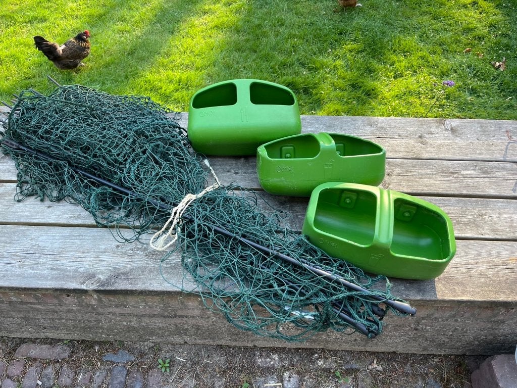 Omlet voer- en drinkbak en ren, Dieren en Toebehoren, Pluimvee | Toebehoren, Ophalen, Gebruikt, Drinken en Voederen