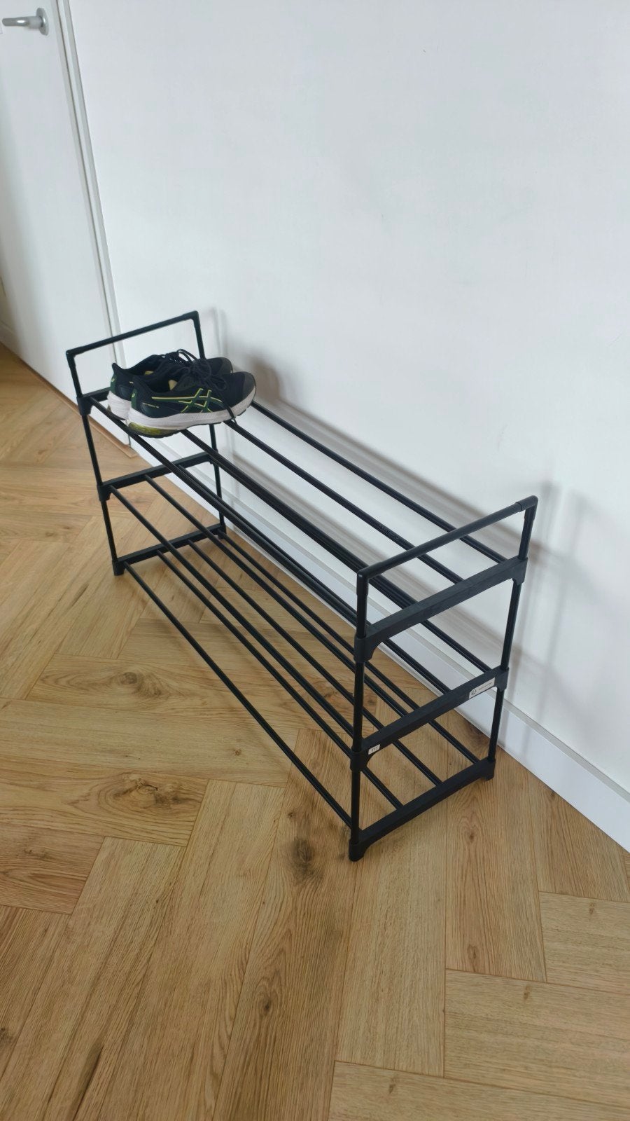 Zwart metalen schoenenrek - 3 lagen, Huis en Inrichting, Kasten | Schoenenrekken, Ophalen, Gebruikt