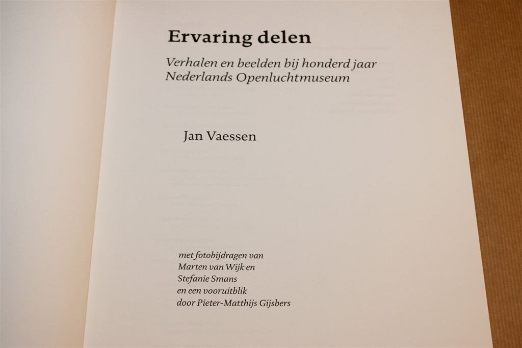 NL Openluchtmuseum — 100 Jaar Geschiedenis & Verhalen, Ophalen of Verzenden, Zo goed als nieuw