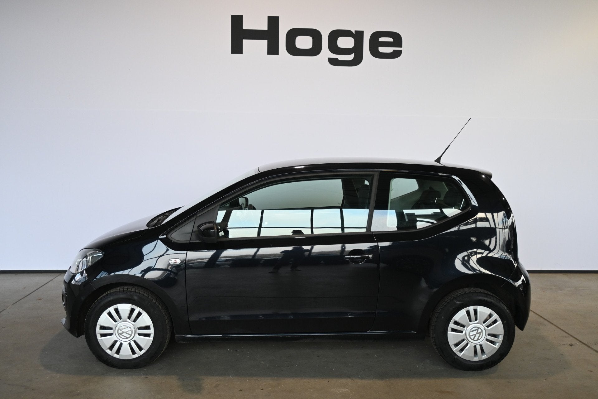 Volkswagen up! 1.0 move up! Airco Stoelverwarming Goed Onder, Auto's, Voorwielaandrijving, Euro 5, Stof, Gebruikt