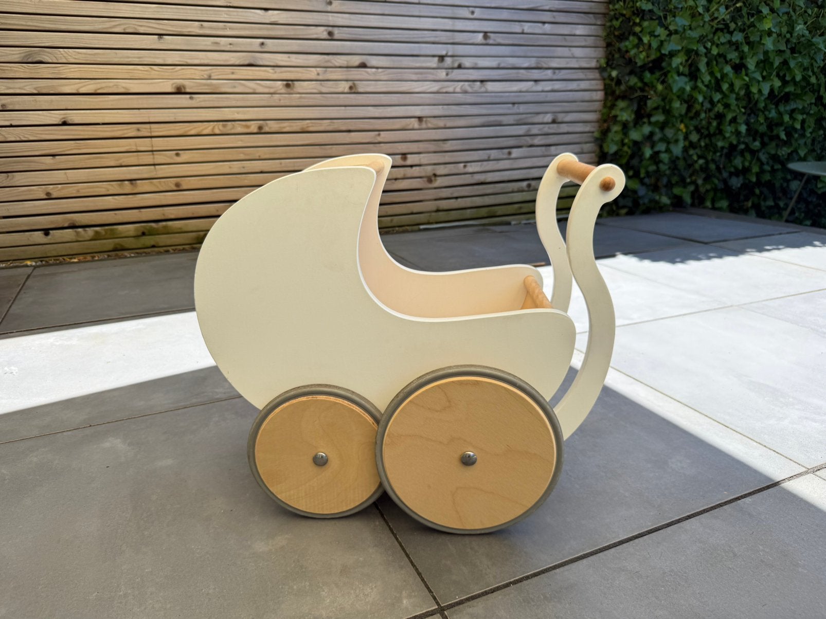 Poppenwagen / loopwagen, Ophalen, Gebruikt, Duw- of Trekspeelgoed