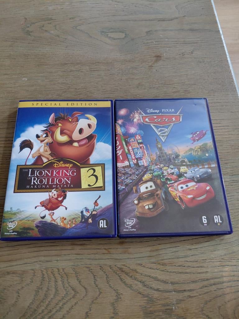 Disney Lion King 3 en Cars 2 op dvd., Tekenfilm, Ophalen of Verzenden, Zo goed als nieuw, Alle leeftijden