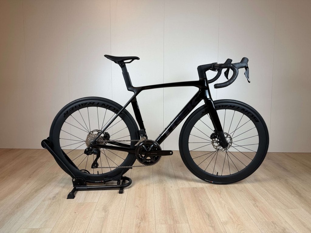 Trek Madone SL6 Gen 8 - Shimano 105 Di2 - Maat M/L, 28 inch, Carbon, Info@velostudio.nl, Heren