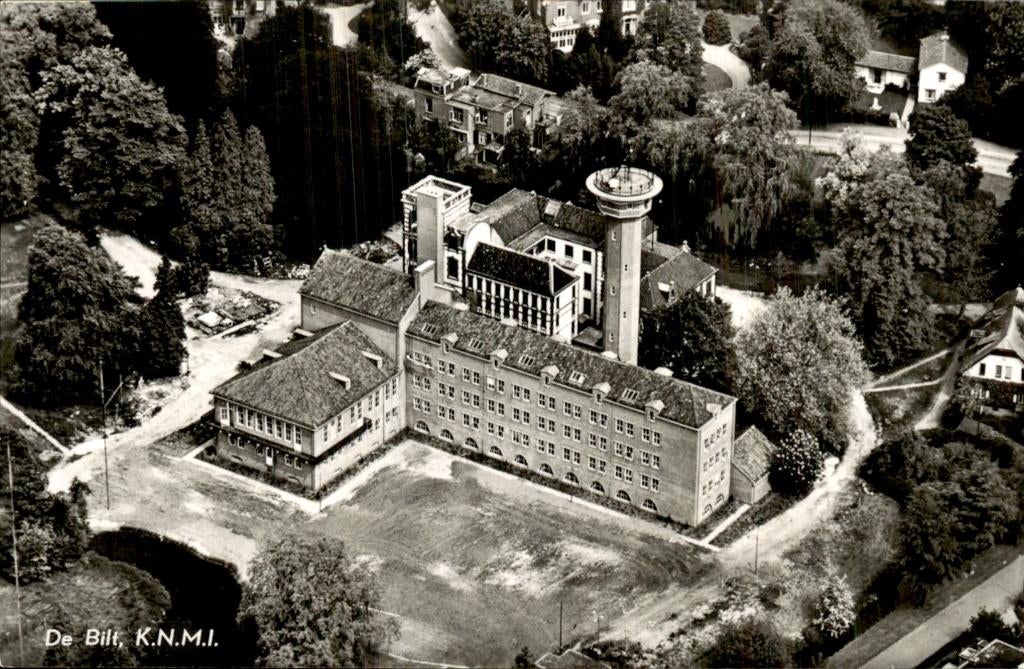 De Bilt - K.N.M.I. - luchtfoto, Ophalen of Verzenden, 1940 tot 1960, Ongelopen, Utrecht