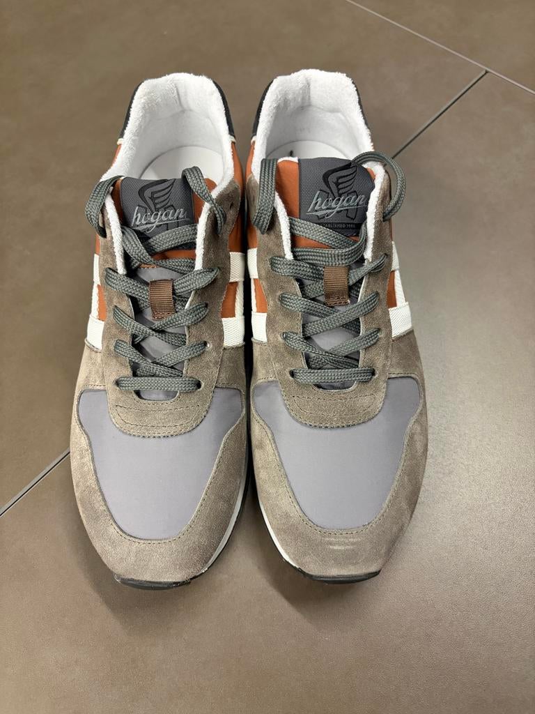 Hogan Sneakers maat 42/43, Overige kleuren, Verzenden, Sneakers of Gympen, Zo goed als nieuw