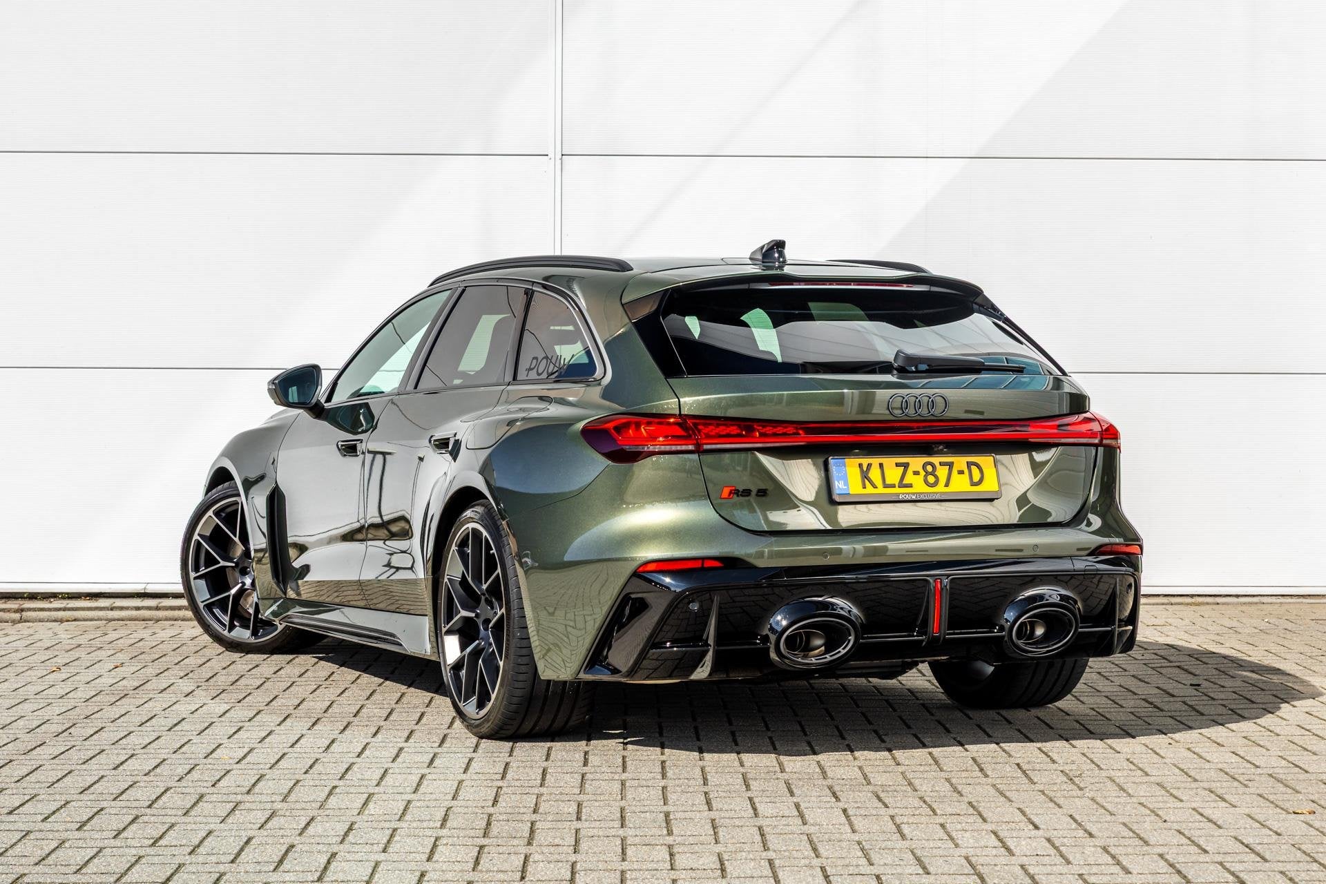 Audi RS 5 Avant 2.9 e-hybrid 639pk quattro | Panoramadak | A, Auto's, Automaat, Stof, RS5, 26 kWh