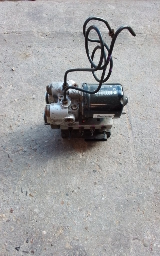 ABS POMP PEUGEOT 106, Auto-onderdelen, Niet ingevuld, Gebruikt, Niet ingevuld, Ophalen of Verzenden