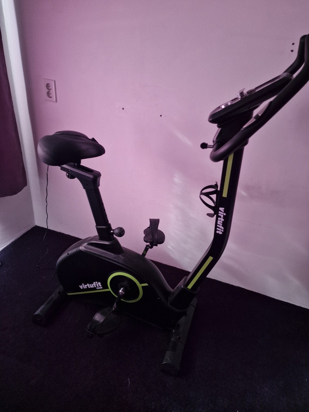 VirtuFit HTR 2.1 Hometrainer - Zo goed als nieuw, Ophalen, Zo goed als nieuw, Metaal, Benen