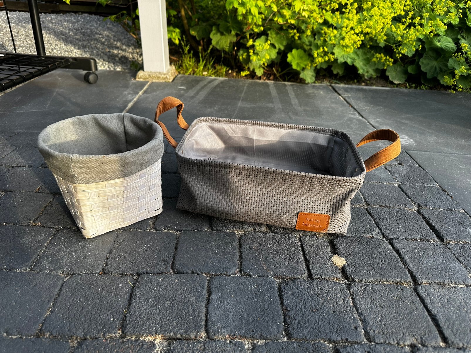 Mandjes bloembak, Tuin en Terras, Ophalen, Zo goed als nieuw, Rond, Minder dan 30 cm