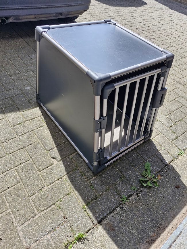 Autohondenbench, Ophalen, Zo goed als nieuw