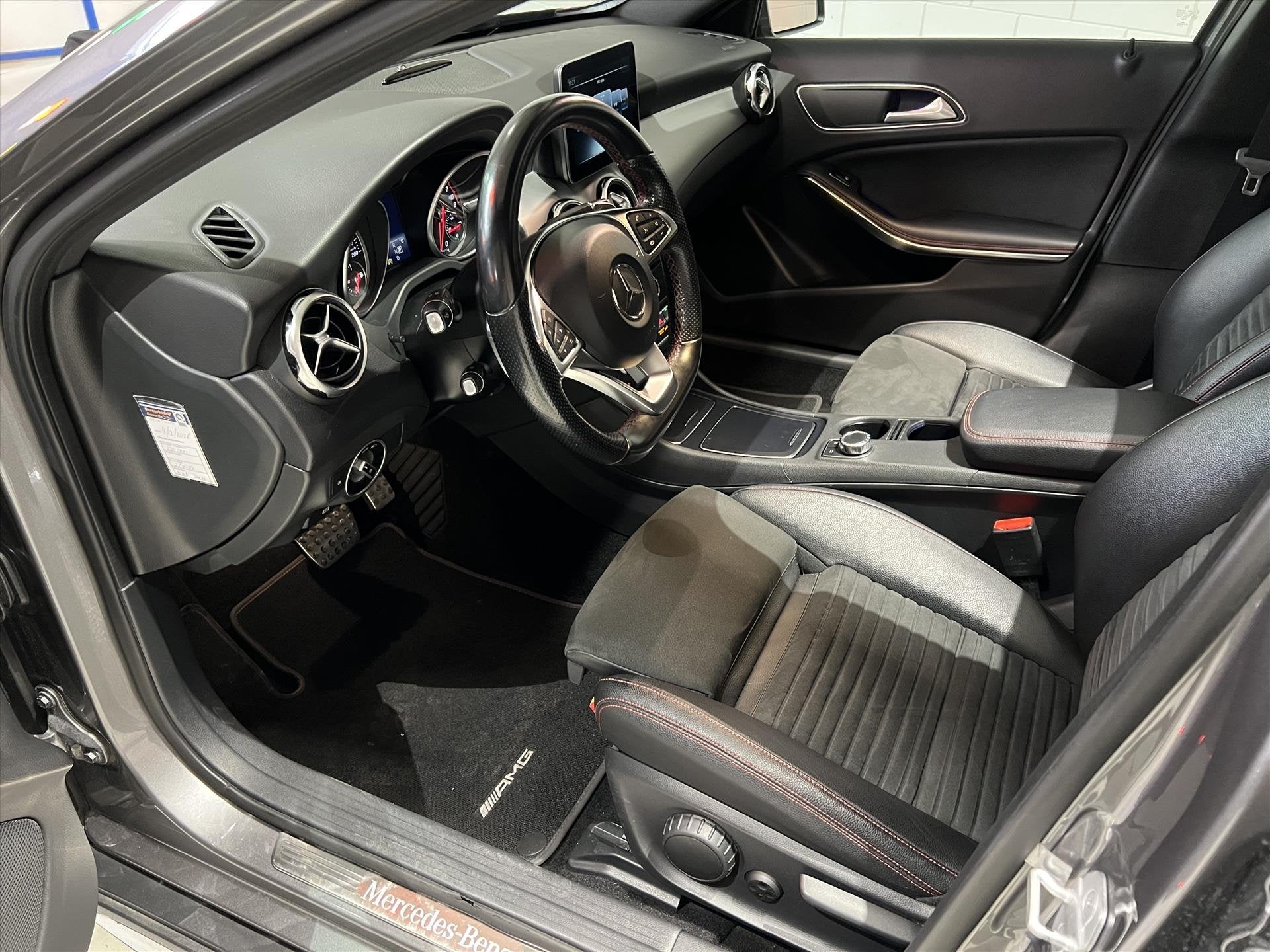 Mercedes GLA-Klasse 200 156pk AMG, 7G-DCT Panorama, Carplay,, Dealer onderhouden, Gebruikt, 715 kg, 1595 cc
