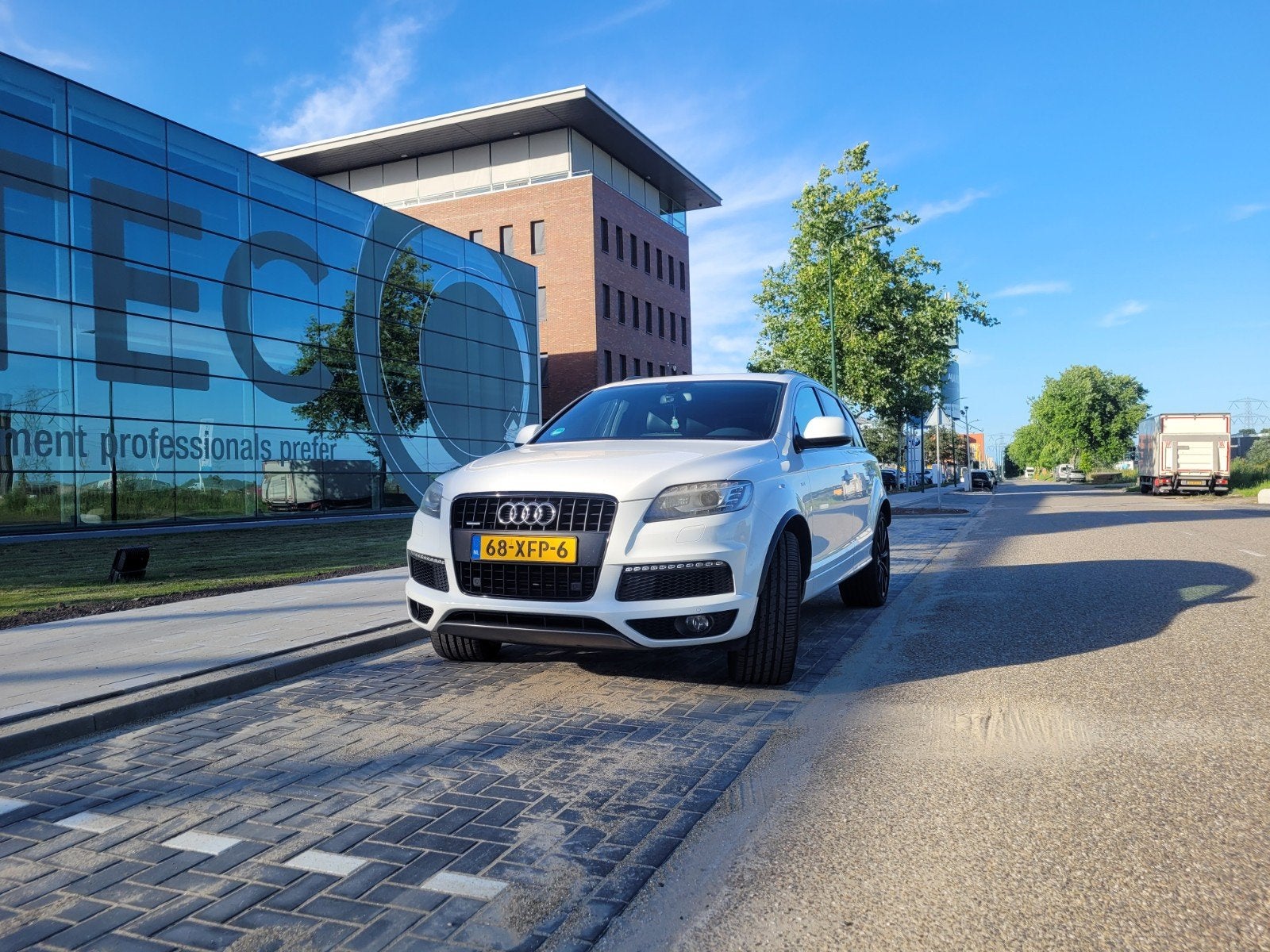 Audi Q7 3.0TFSI Quattro Wit 333PK 7P Panorama, Automaat, 2995 cc, 2245 kg, 7 stoelen