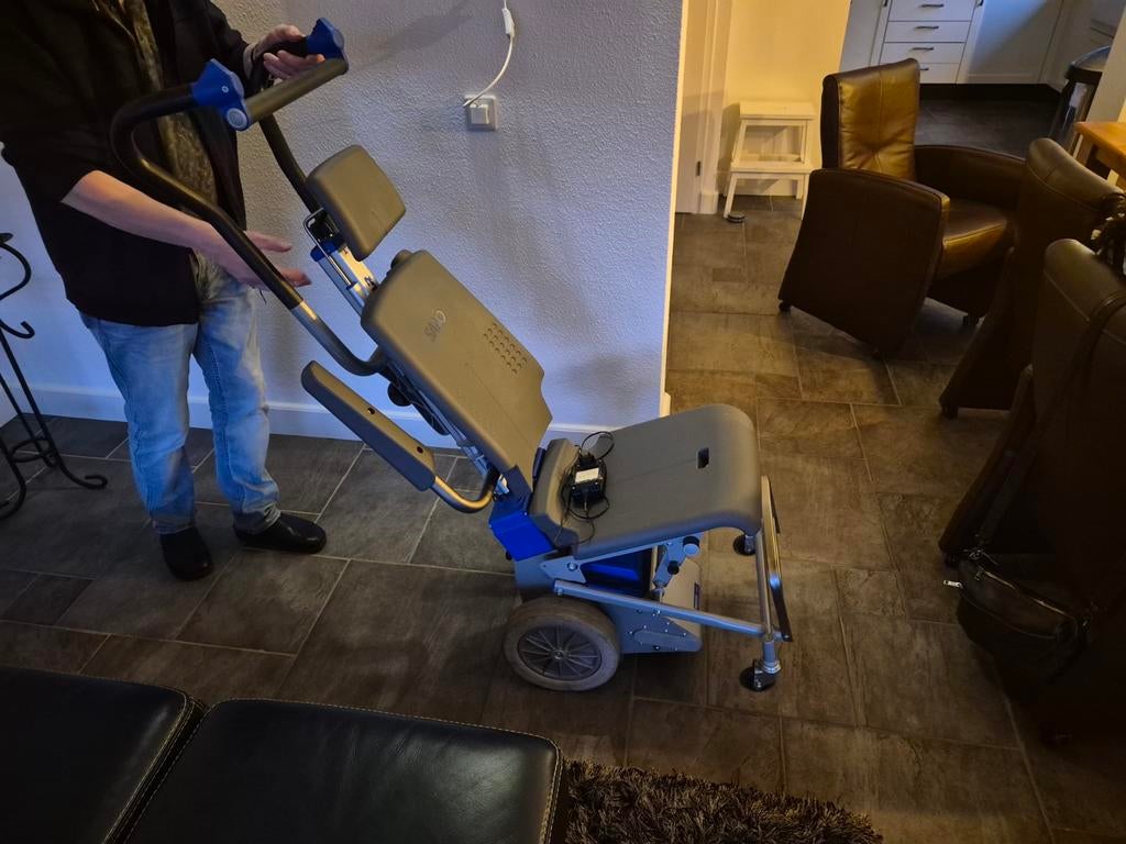 Personen traploper, Ophalen