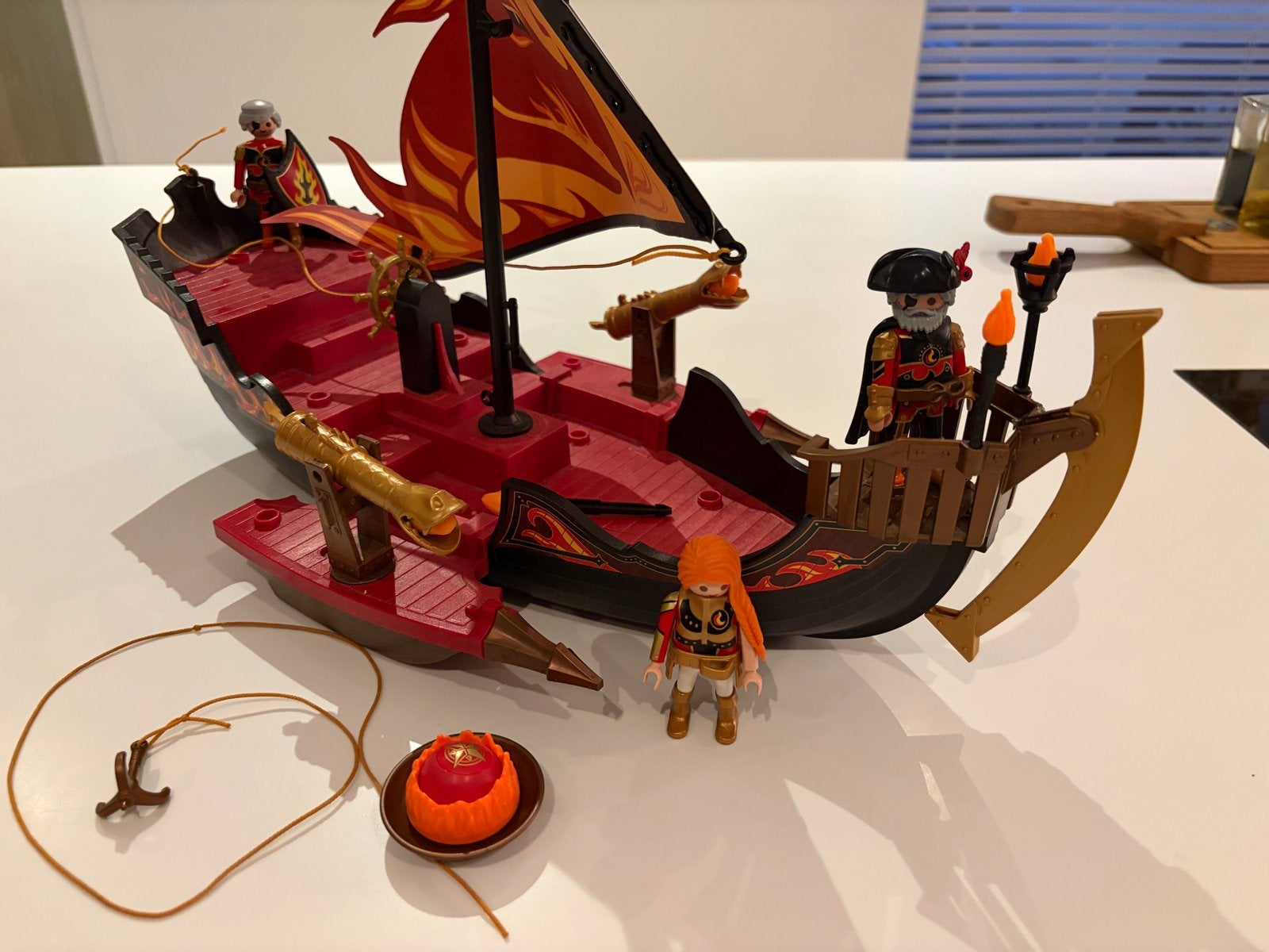 Playmobil piratenschip met eiland en figuren, Ophalen of Verzenden, Gebruikt, Jongen of Meisje