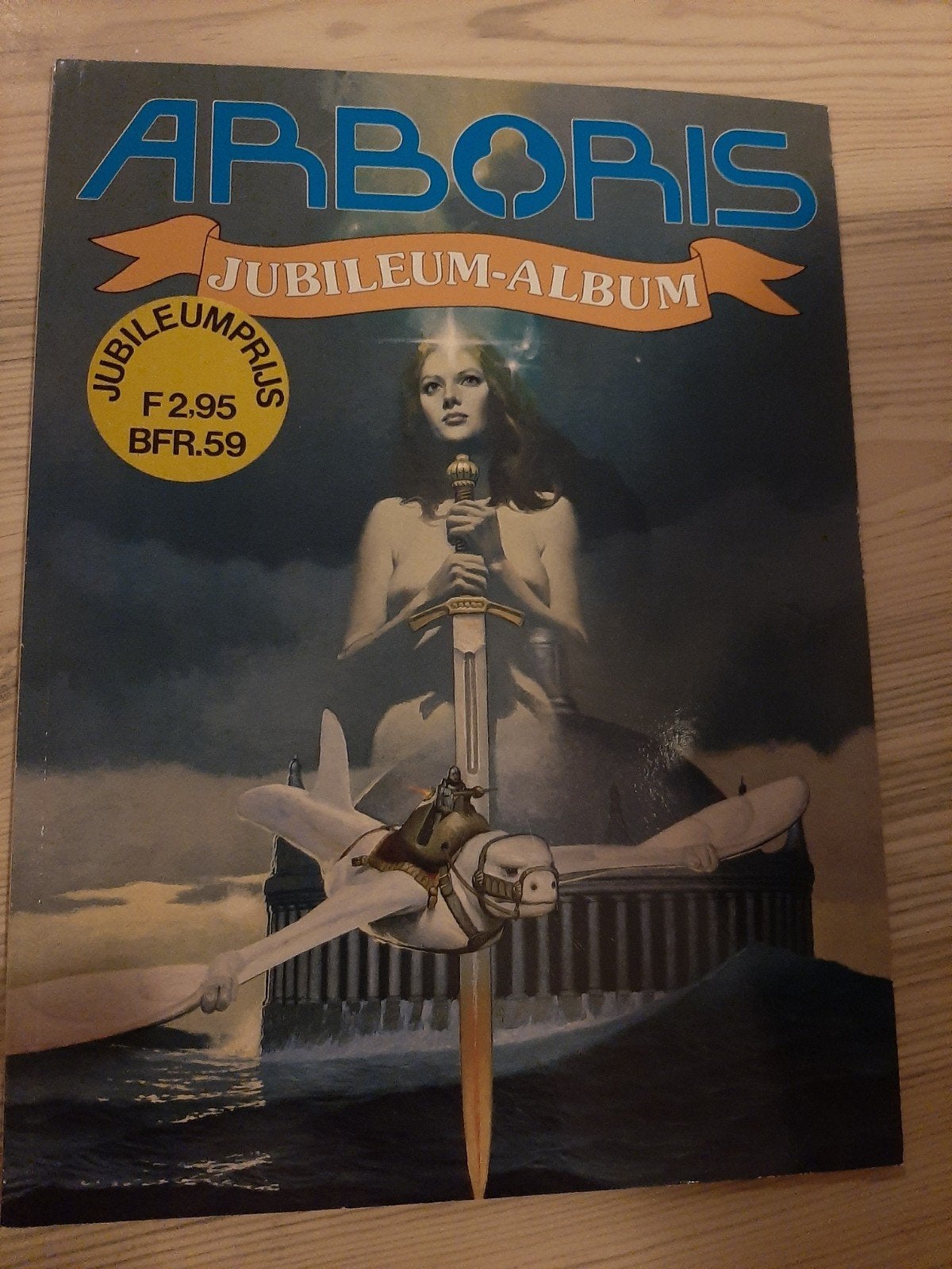 Arboris Jubileum-Album - Stripboek, Ophalen of Verzenden, Gelezen, Diverse auteurs (o.a. Segrelles, Wendy, Pini, Hermann, Franka)