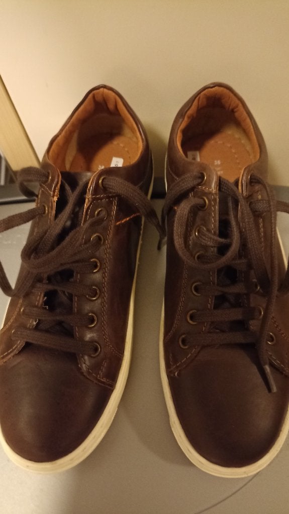 Bruine hush puppies schoenen maat 36, Bruin, Ophalen of Verzenden, Hush Puppies, Sneakers of Gympen