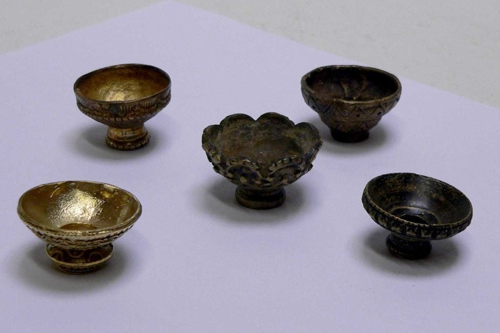 Grote collectie Seluts en cups BC3 Keris Bugis, Sumatra etc, Antiek en Kunst, Ophalen of Verzenden