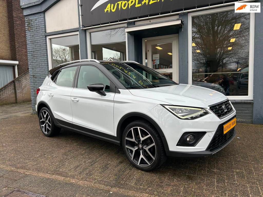 SEAT Arona 1.0 TSI FR / CLIMAT / ACHTERUIT RIJ CAMERA / NAVI, Auto's, Voorwielaandrijving, Gebruikt, CNG (Aardgas), Parkeersensor