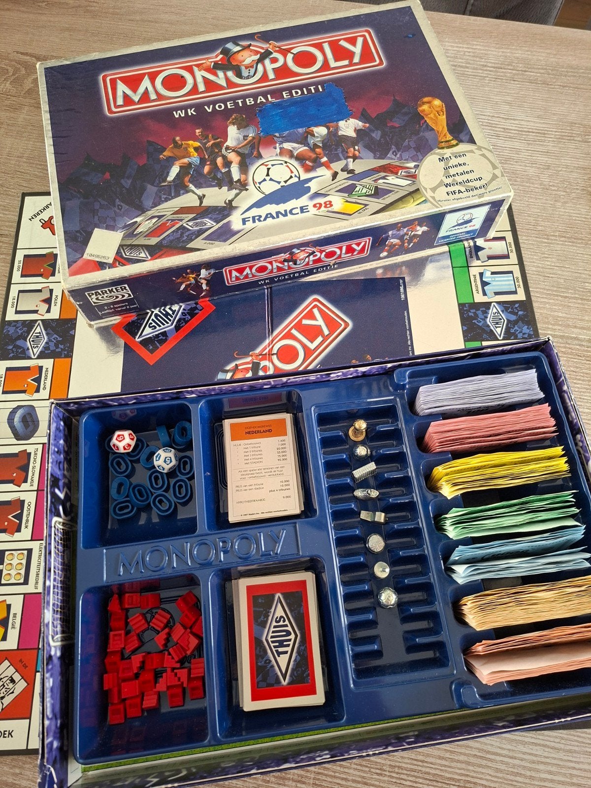 Monopoly WK Voetbal Editie France '98, Vijf spelers of meer, Ophalen of Verzenden, Zo goed als nieuw, Parker
