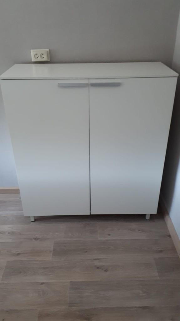 Witte kast  H 114x B 103x D 42 cm, Ophalen, Gebruikt