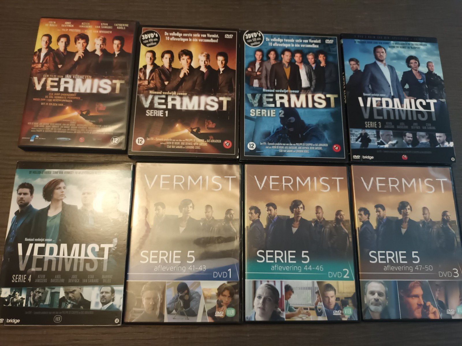 dvd pakket Vermist seizoen 1-5 + de film, Cd's en Dvd's, Vanaf 12 jaar, Ophalen of Verzenden, Zo goed als nieuw