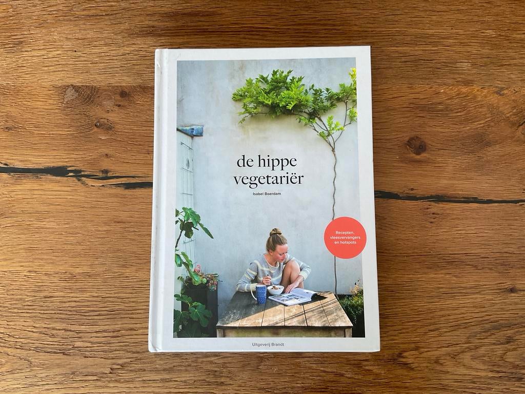 De Hippe Vegetariër - Isabel Boerdam, Boeken, Voorgerechten en Soepen, Ophalen of Verzenden, Zo goed als nieuw, Gezond koken