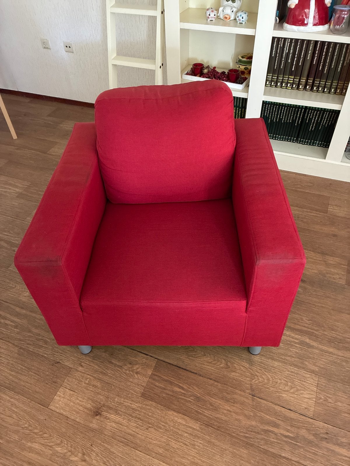 Rode fauteuil met vlekken, zelf demonteren en ophalen, Ophalen, Gebruikt, 75 tot 100 cm, Stof
