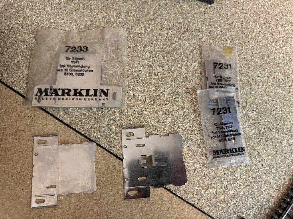 Märklin diverse onderdelen voor seinen, Wisselstroom, Overige typen, Ophalen of Verzenden, Zo goed als nieuw