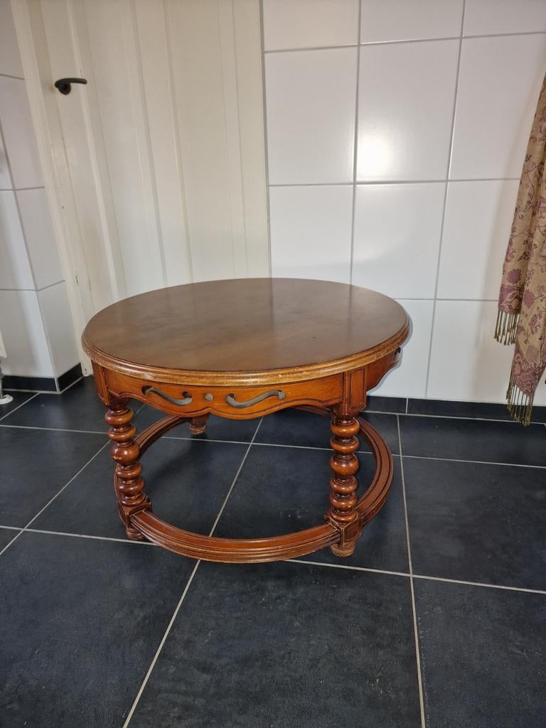 Mooi Giorgetti tafeltje, Ophalen