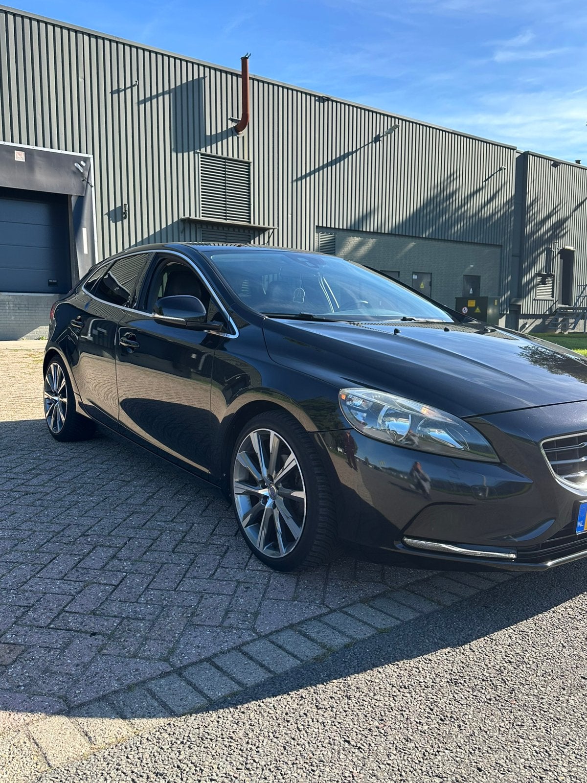 Volvo V40 1.6 D2 115PK 2013 Zwart, Auto's, Voorwielaandrijving, 4 cilinders, Zwart, Origineel Nederlands
