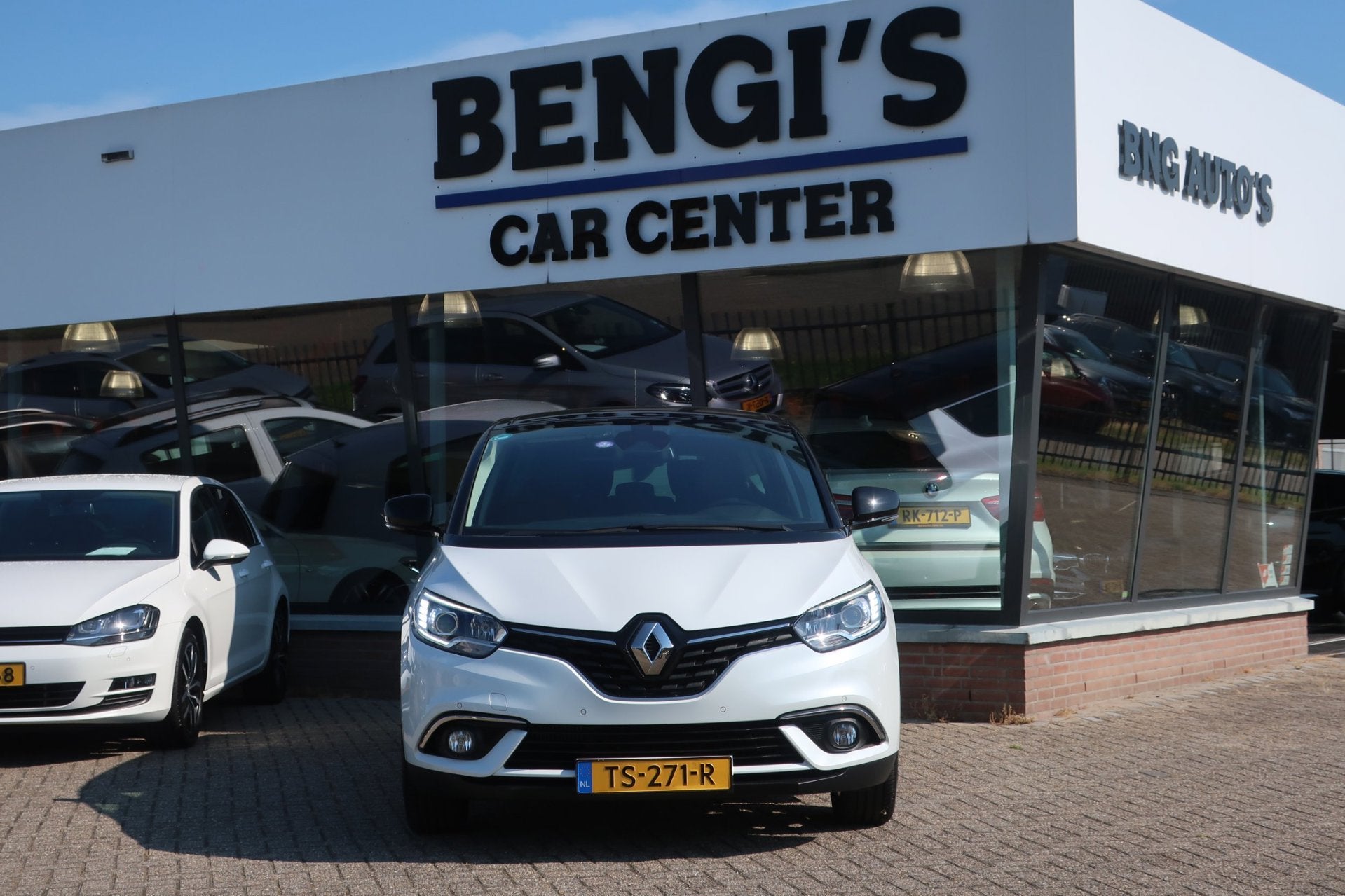 Renault Grand Scénic 1.3 TCe Intens 7p. 1e EIG_LED_CAM_KEYL, Auto's, Renault, Voorwielaandrijving, 4 cilinders, Wit, Origineel Nederlands