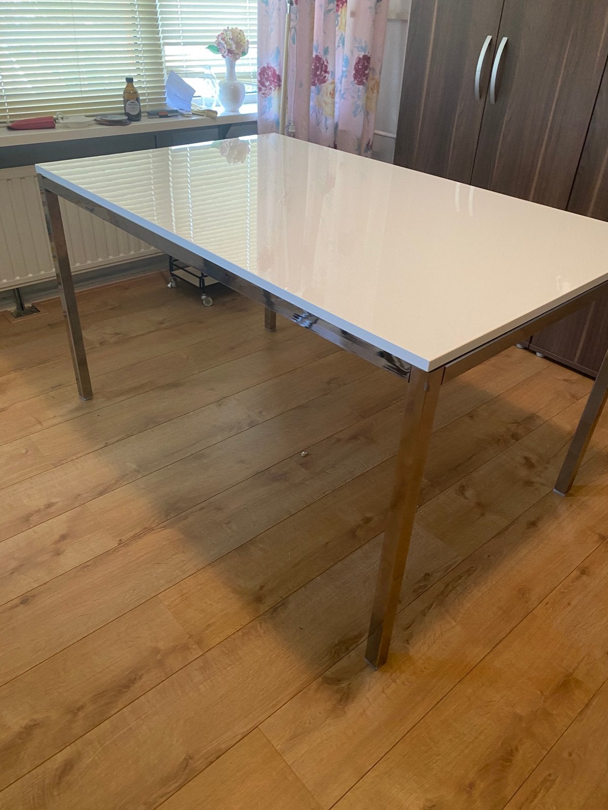 tafel eet tafel retro vintage jaren 70 wit chroom, Huis en Inrichting, Tafels | Eettafels, Gebruikt, 100 tot 150 cm, 50 tot 100 cm