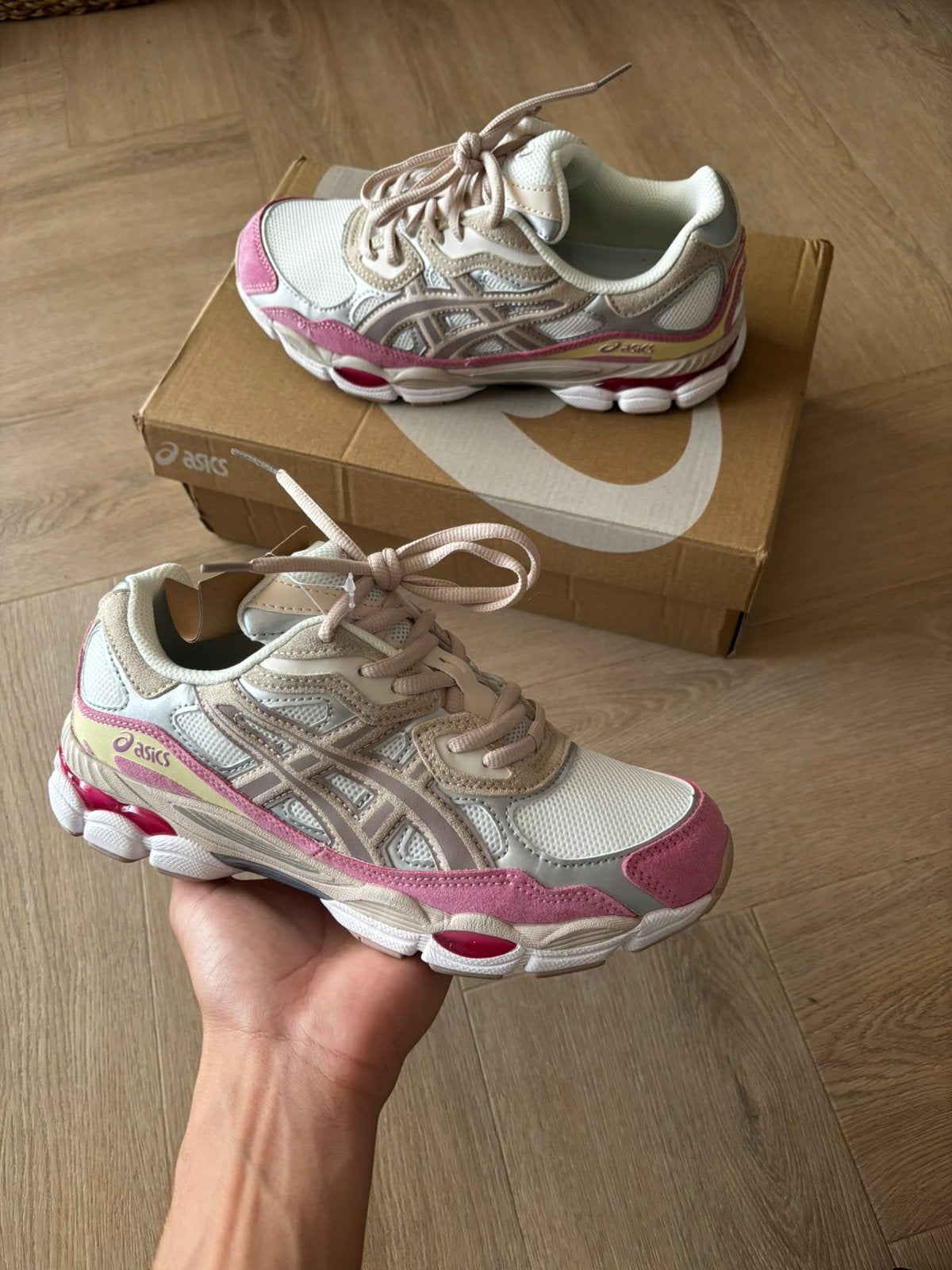 Asics GEL-NYC Maat 40, Verzenden, Zo goed als nieuw, Sneakers of Gympen