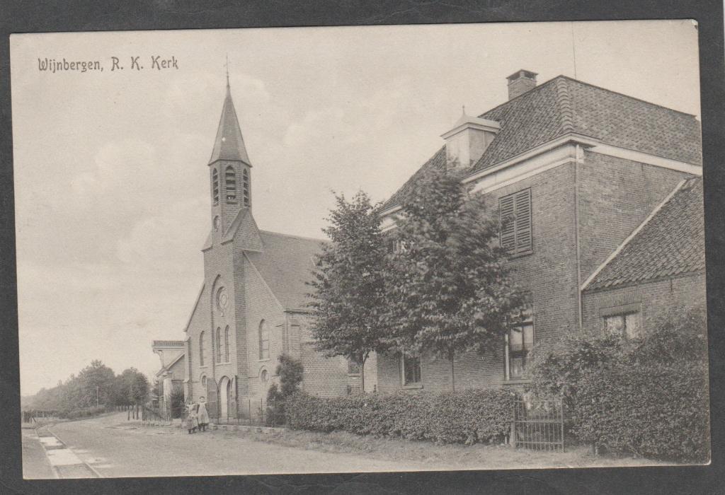 wijnbergen  gezicht op de r.k.kerk, Verzenden, 1920 tot 1940, Ongelopen, Gelderland