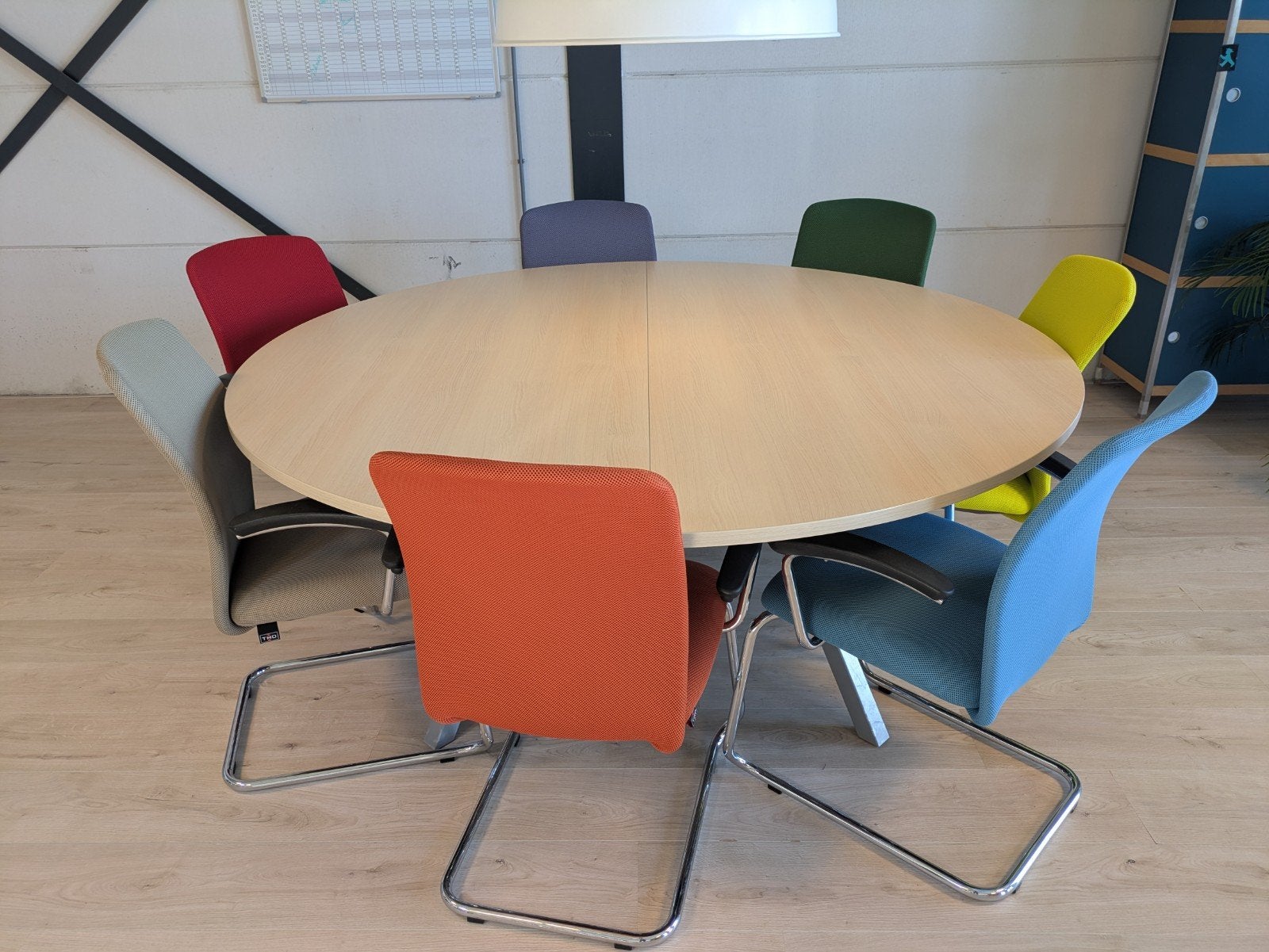 Ronde vergadertafel 180 cm + 6 Girsberger stoelen, zgan, Vergader- of Presentatieruimte, Ophalen, Gebruikt, Tafel