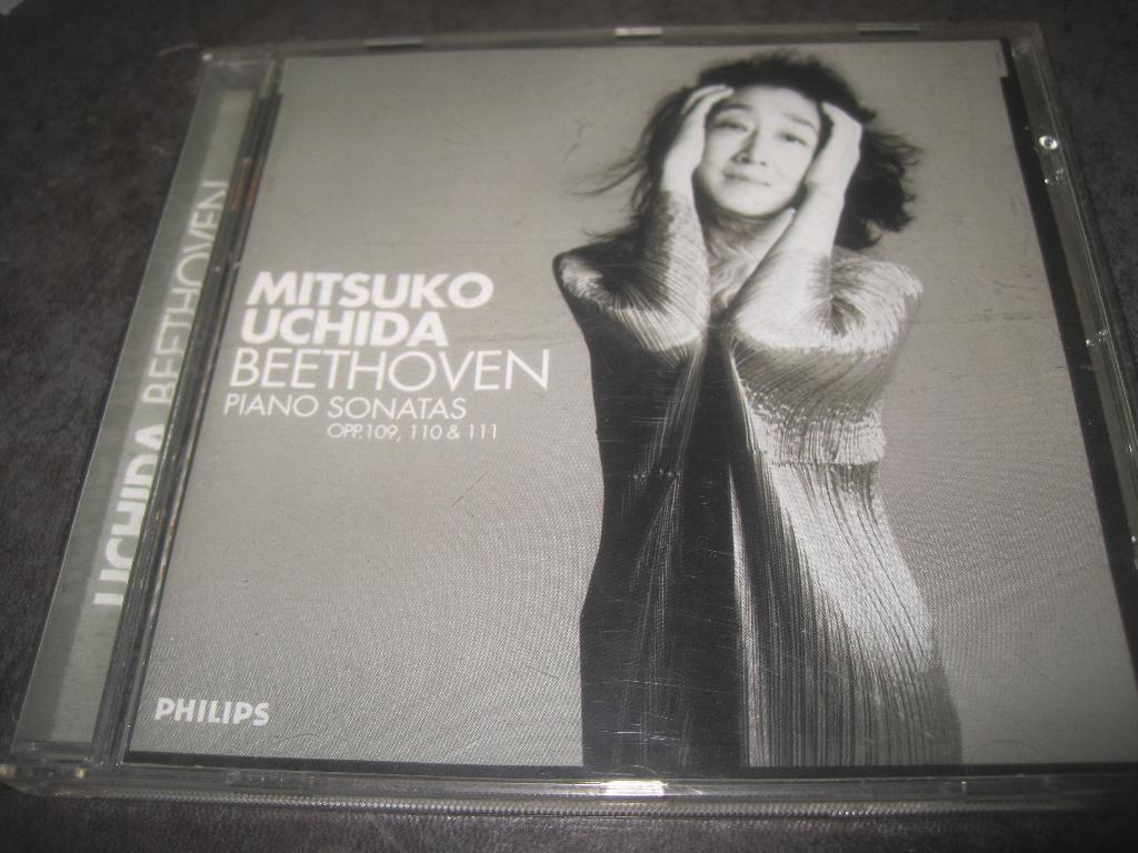 Beethoven Piano Sonatas opus 110 en 111 Uchida op Philips, Ophalen of Verzenden, Classicisme, Gebruikt, Kamermuziek
