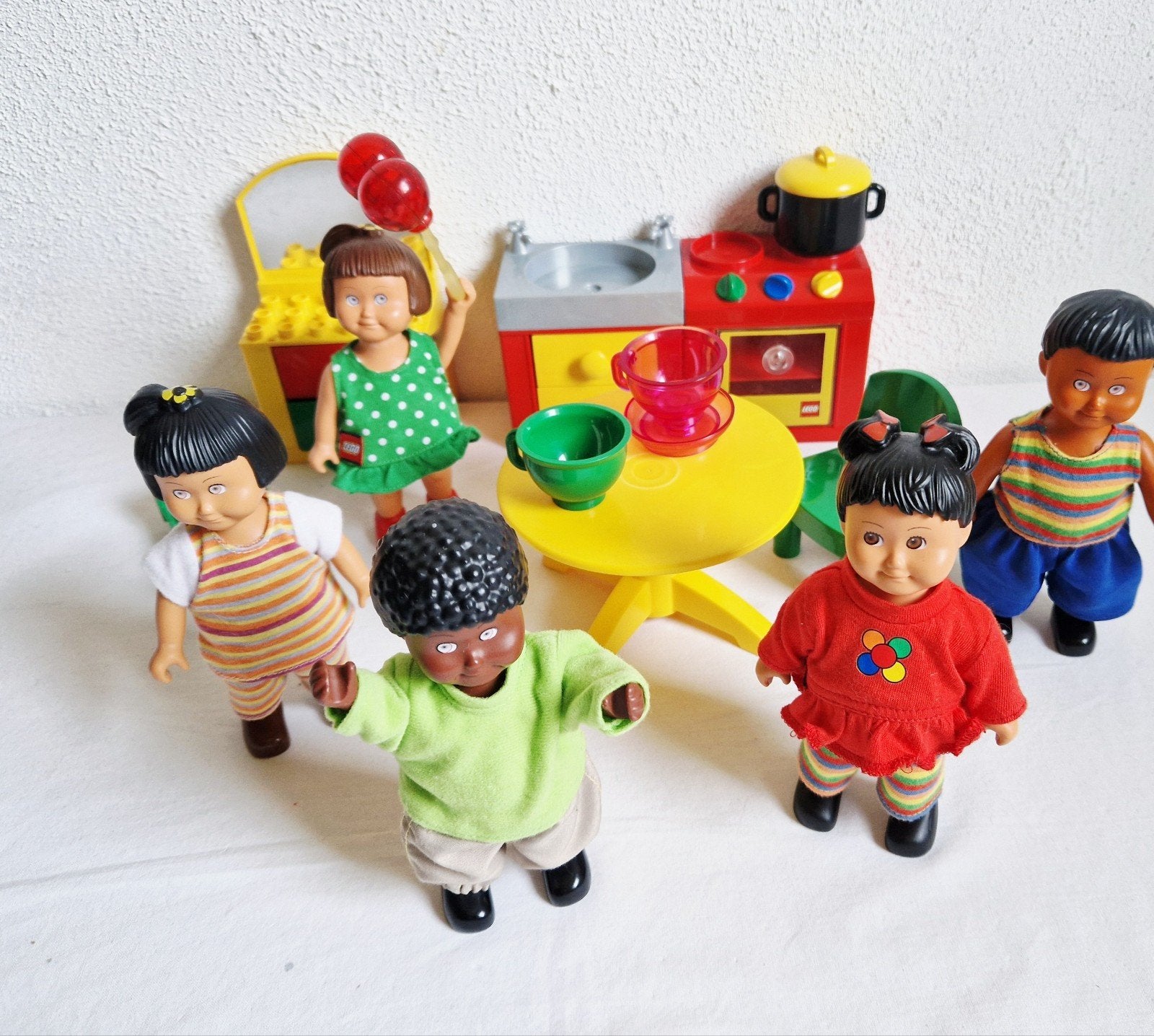 Duplo dolls multicultureel jongens en meisjes getint blank, Ophalen of Verzenden, Gebruikt, Duplo