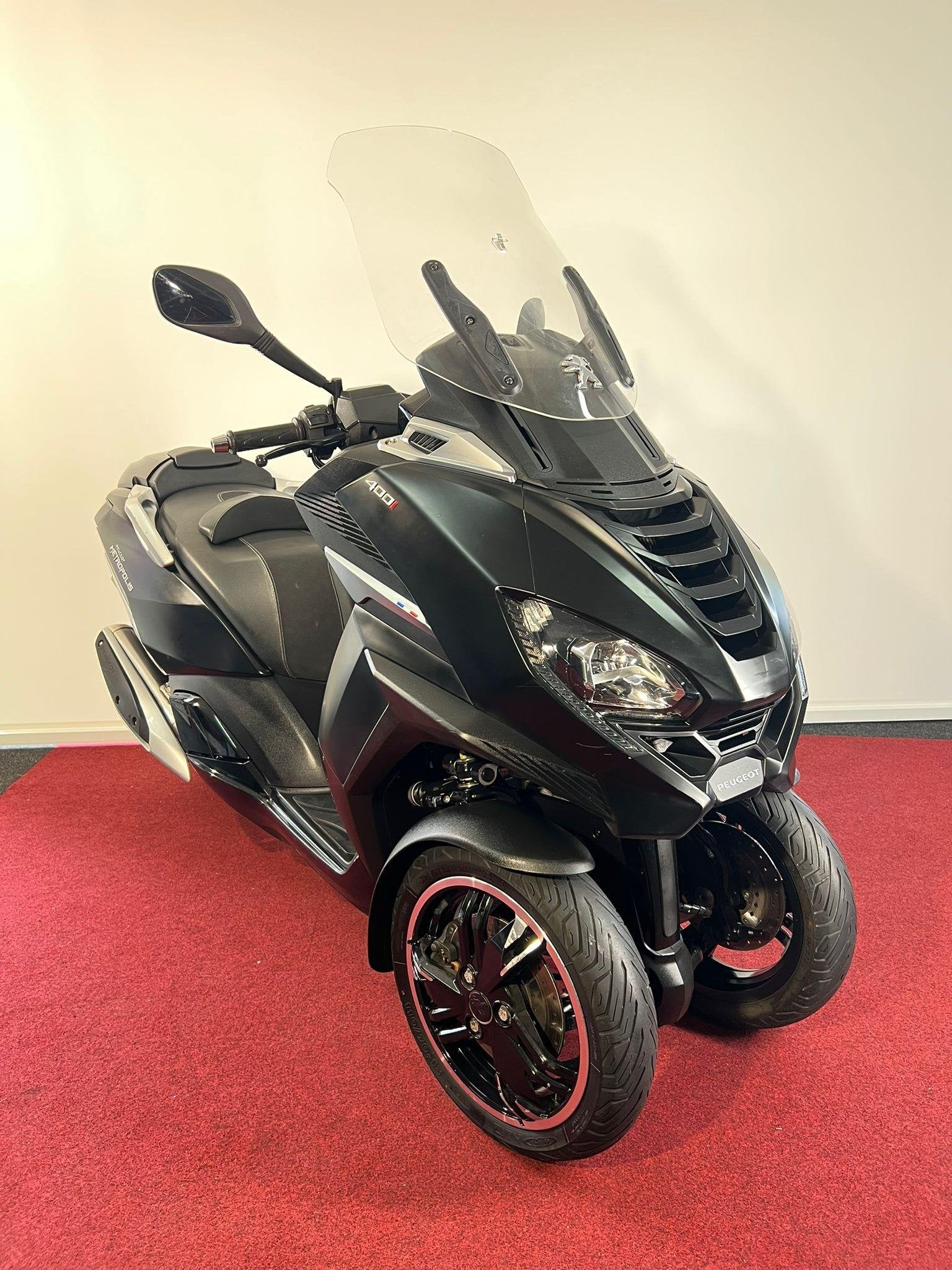 Peugeot Metropolis 400 Allure, Scooter, Postbus 305
4900 AH  Oosterhout, NL, Customer_service@piaggio.com, ABS