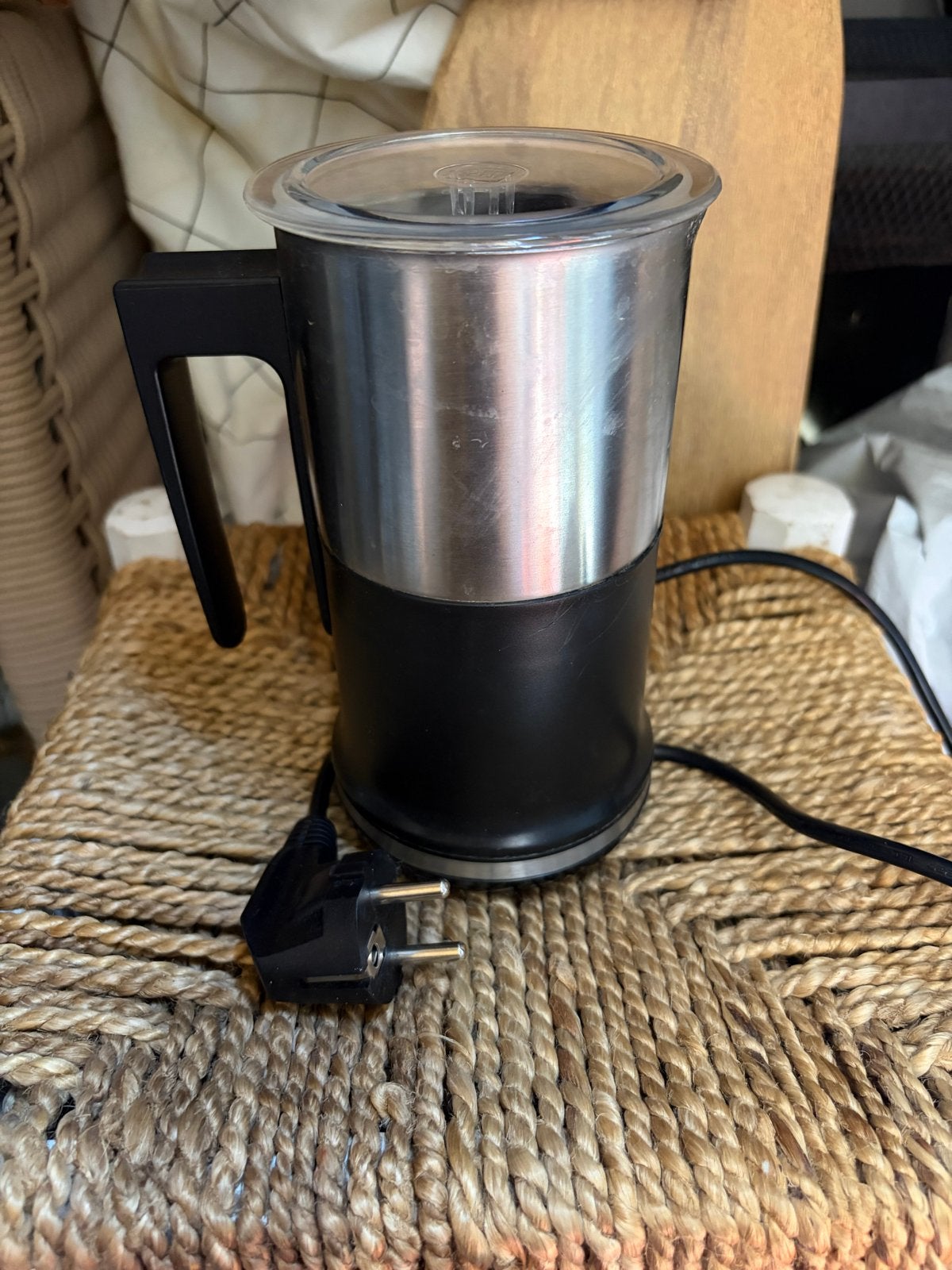 Inventum MK260D2 melkopschuimer - Zo goed als nieuw, Ophalen of Verzenden, Zo goed als nieuw, Elektrische melkopschuimer