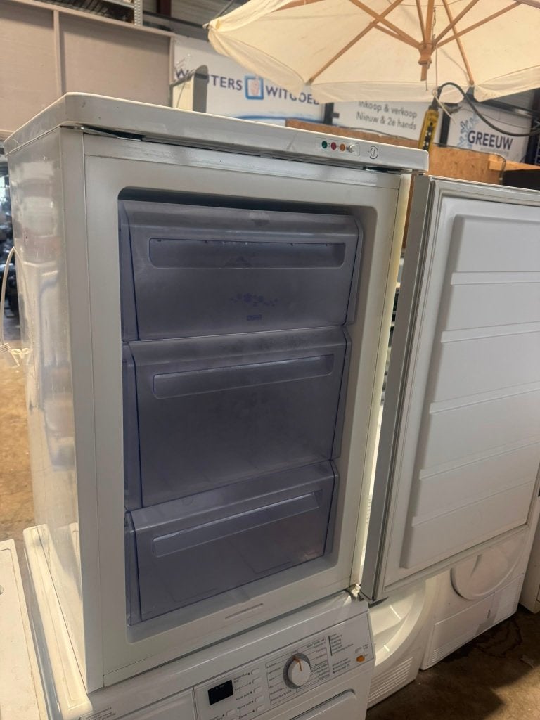 Zanussi Vrieskast schoon garantie bezorging, Vrieskast, Minder dan 85 cm, Minder dan 60 cm, Ophalen of Verzenden