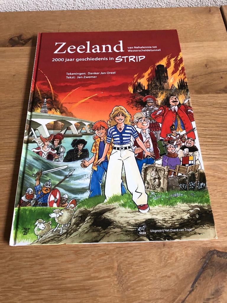 Zeeland 2000 jaar geschiedenis in strip HC 1e druk 2010, Boeken, Stripboeken, Jan Zwemer, Eén stripboek, Ophalen of Verzenden