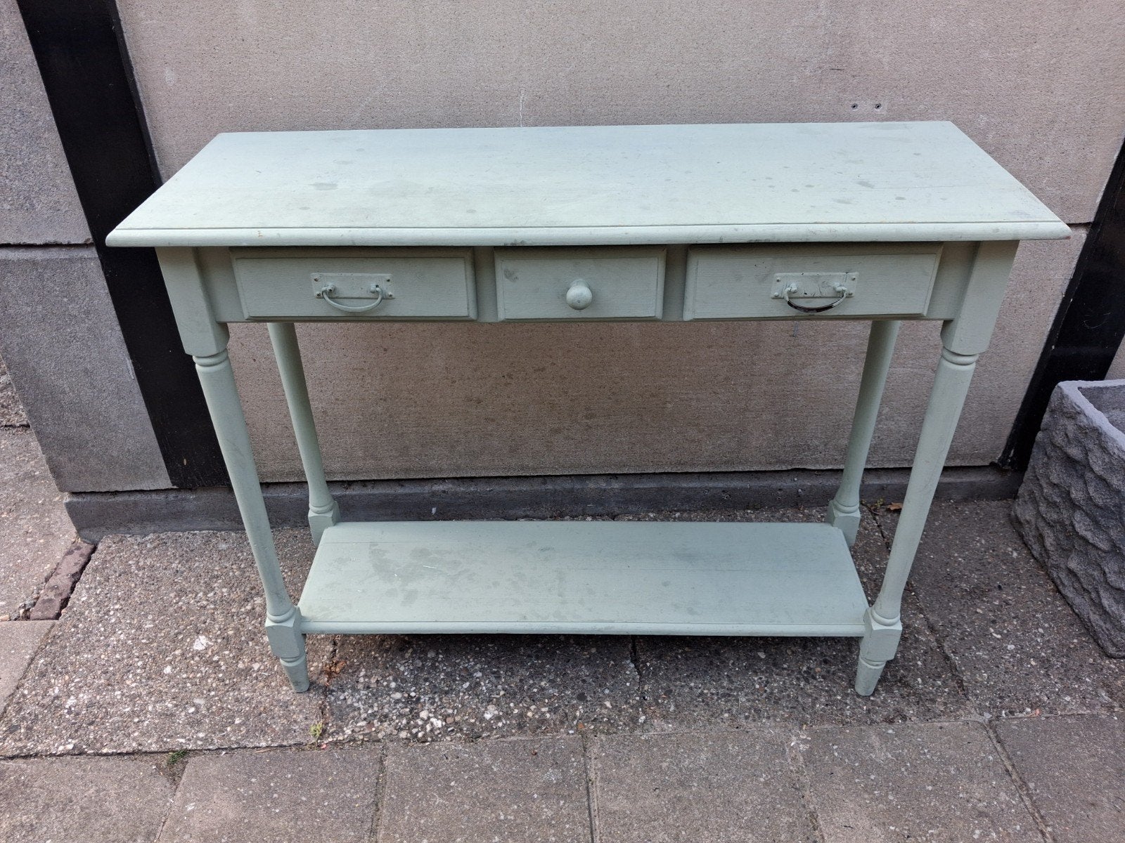 Leuke grenen sidetable - opknapper of pimpen, Ophalen, Gebruikt, 100 tot 150 cm, Grenenhout