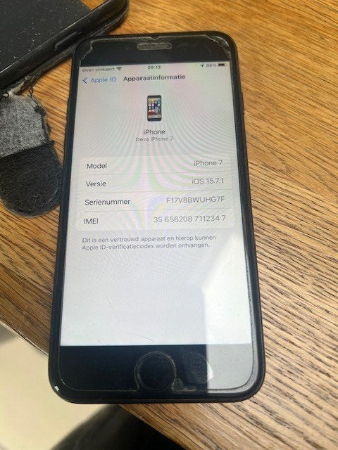 nette Iphone 7 zie foto's voor de diverse gegevens, Telecommunicatie, Mobiele telefoons | Apple iPhone, Zwart, Ophalen of Verzenden