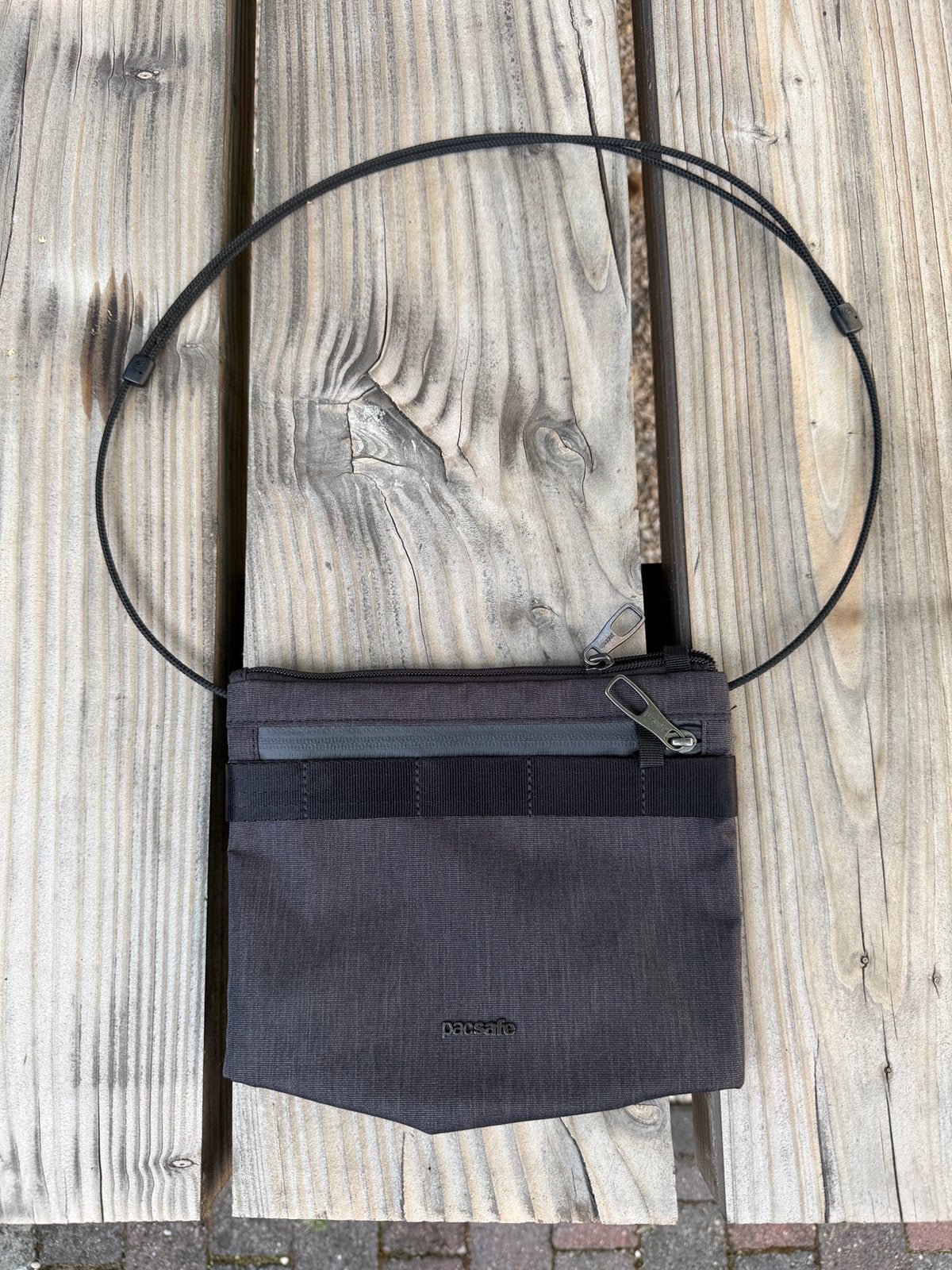 Pacsafe Metrosafe X Crossbody Pouch, Ophalen of Verzenden, Zo goed als nieuw