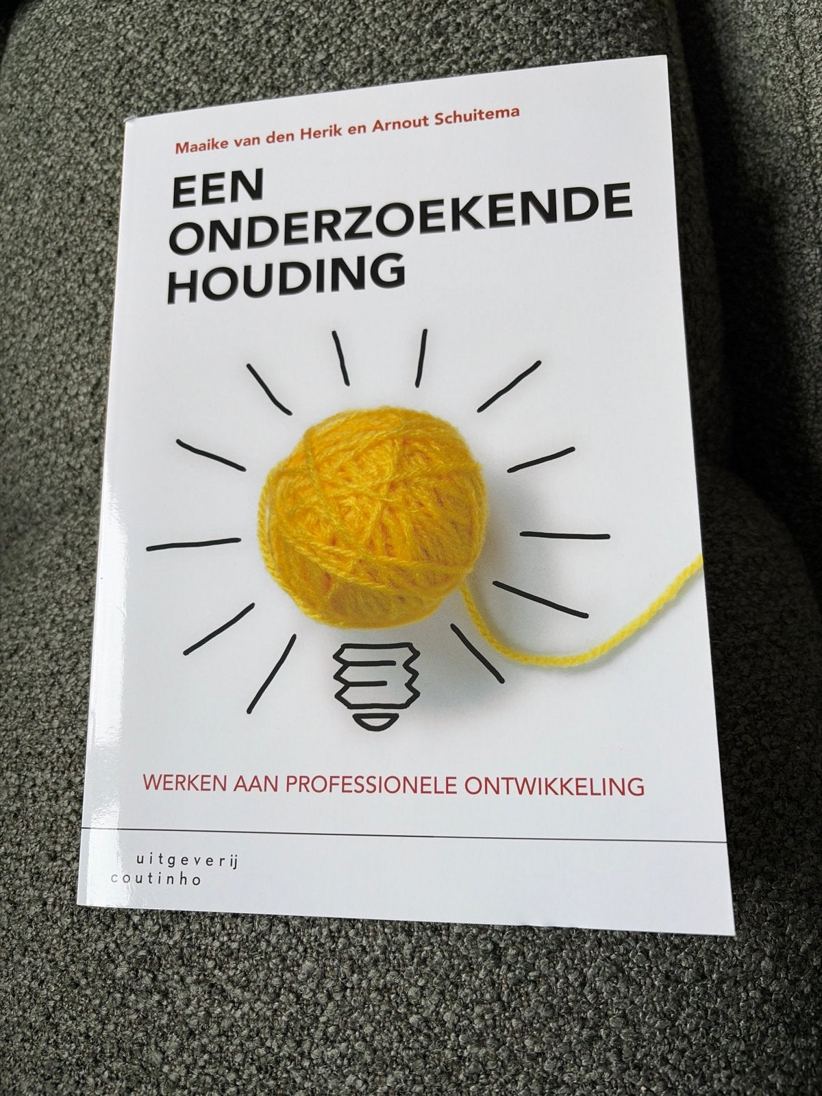Een Onderzoekende Houding - Maaike van den Herik & Arnout Sc, Boeken, Ophalen of Verzenden, Gamma, Nieuw, HBO